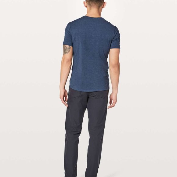 Lululemon 5 Year Basic T - Picture 2 of 8